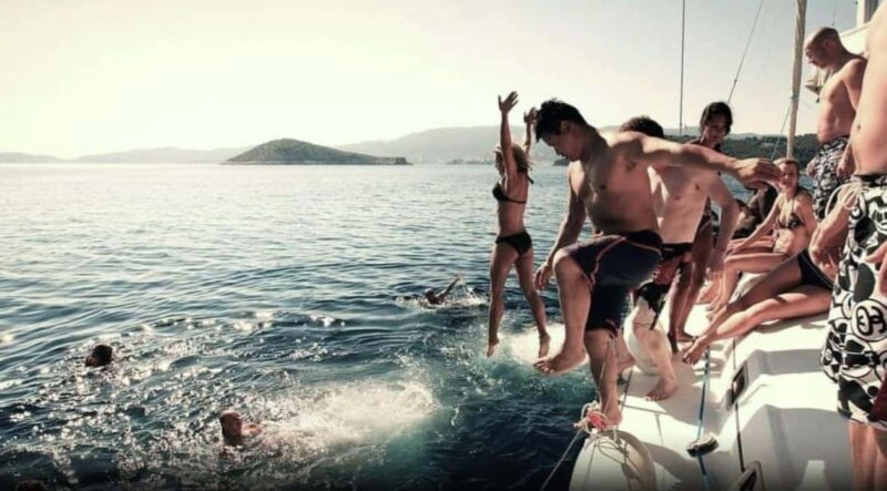 ATHENS SAILING & GASTRONOMY DAILY CRUISE ALL INCLUSIVE - Practical Details and Meeting Point