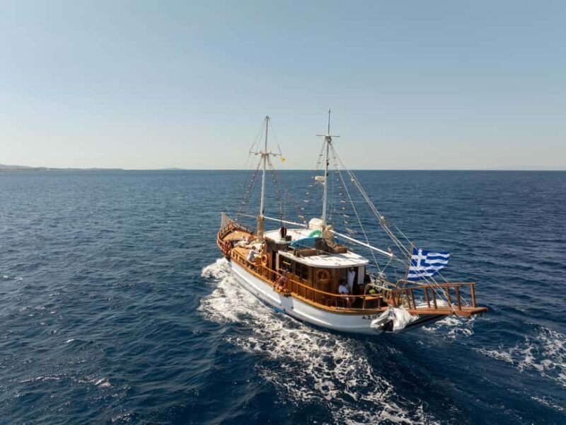 Athens: Saronic Gulf Cruise with Breakfast and Drinks - Water Activities: Snorkeling and Stand-Up Paddleboarding