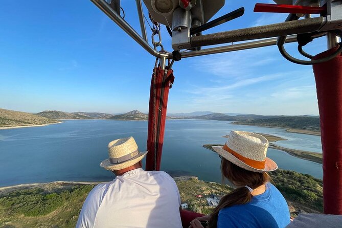 Athens: Semi-private Hot Air Balloon ride - Post-Landing Celebration with Sparkling Wine