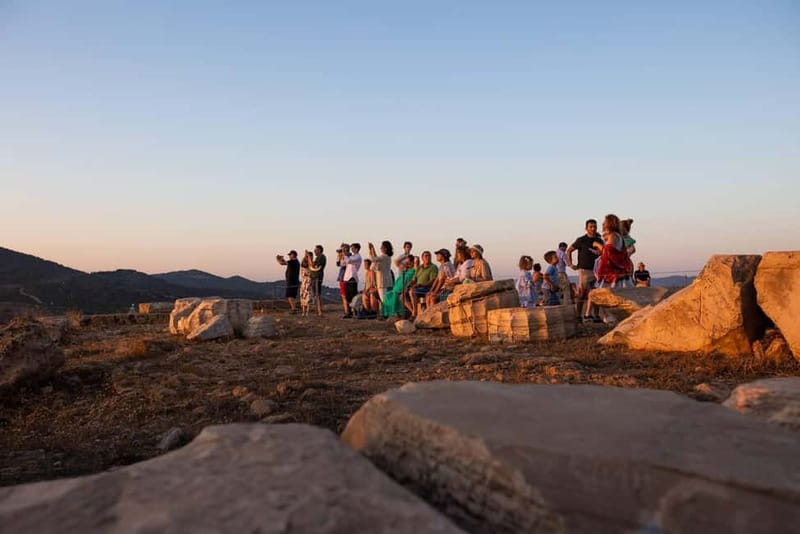 Athens: Sunset Tour to Cape Sounion & the Temple of Poseidon - Visiting the Temple of Poseidon at Cape Sounion