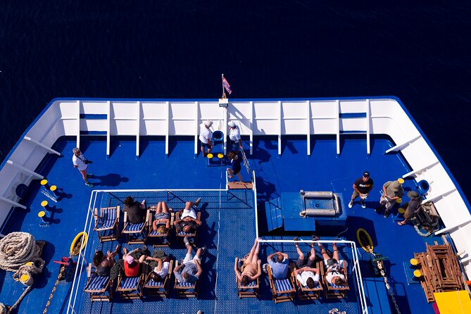 Athens Swimming Cruise to Agistri Metopi Aegina - Onboard Amenities and Entertainment