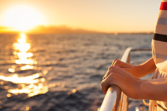 Athens Swimming Cruise with DJ on Board (Lunch & Drinks inluded) - Discover the Athens Swimming Cruise with DJ on Board for an Unmatched Water Day