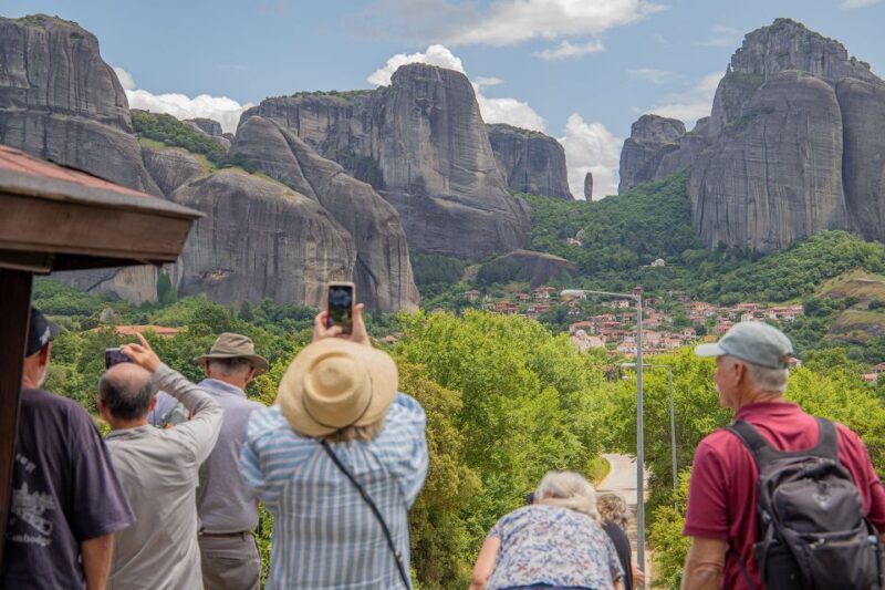 Athens to Meteora: Monasteries & Hidden Caves Bus Tour - Food and Rest Breaks