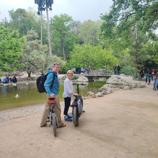 Athens tour with electric bicycle - Visiting the Acropolis and the Parthenon