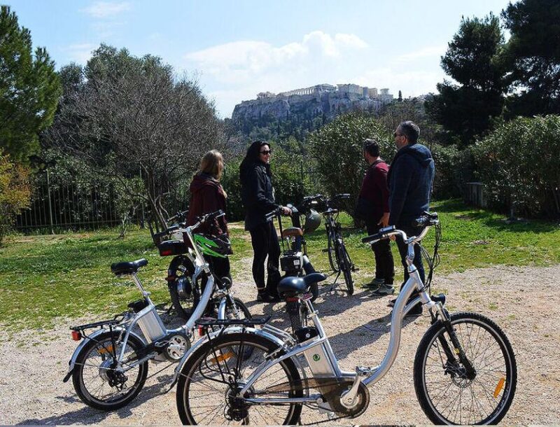 Athens tour with electric bicycle - The Route from Olympian Zeus to Leoforos Amalias