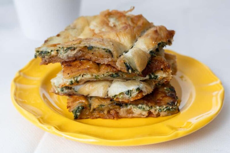 Athens: Traditional Greek Dining with Live Music and Wine - Accessibility and Practical Tips