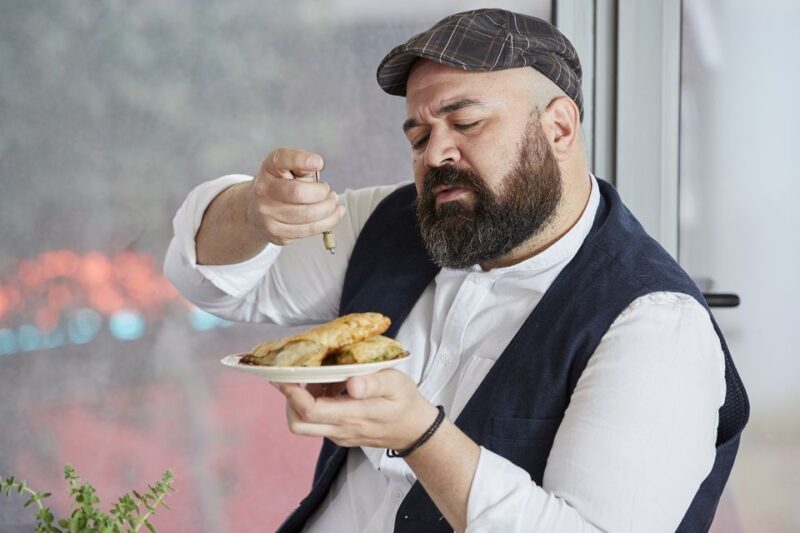 Athens: Traditional Greek Dining with Live Music and Wine - How This Tour Compares to Similar Experiences