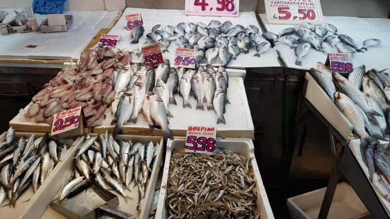 Athens: Traditional Greek food tour in hidden spots - Sampling Street Food and Market Snacks