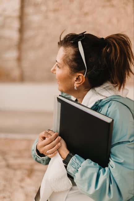 Athens: Walking Tour with Local Cultural Expert - Key Points