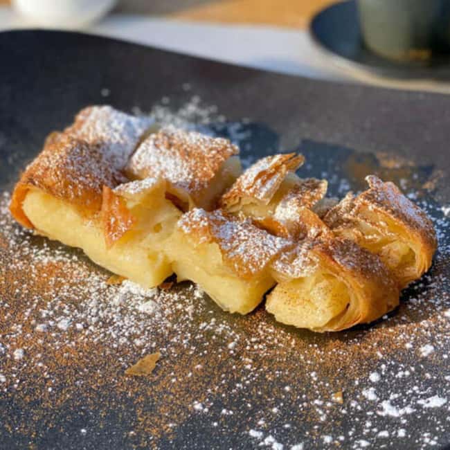 Athens:Riviera Escape:Lake Vouliagmeni Swim&Local Bites Tour - Swimming in Lake Vouliagmeni’s Mineral-Rich Waters