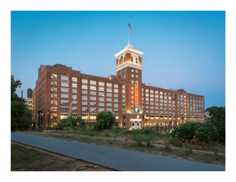 Atlanta 5 Hour City Tour by Air-Conditioned Bus - What Makes the Bus Comfortable and Convenient