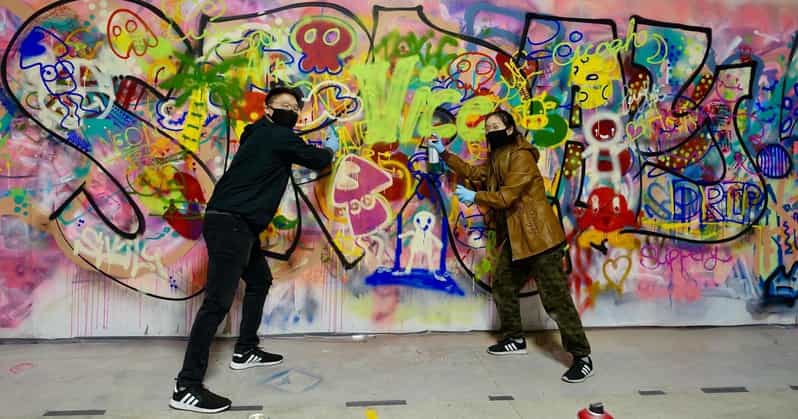 Atlanta: BYOB Spray Paint and Sip - How the Workshop Unfolds: From Setup to Masterpiece