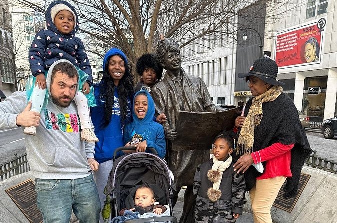 Atlanta Scavenger Hunt Interactive Walking Activity - Ideal Audience for the Atlanta Scavenger Hunt