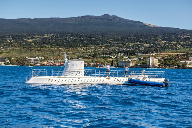 Atlantis Submarine from Kona Beach - The Guides and Narration Style
