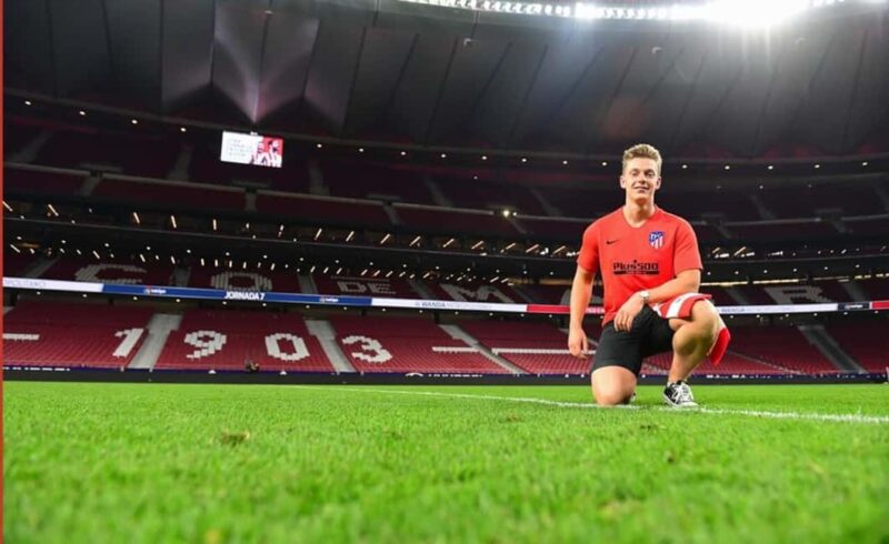 Atlético de Madrid Stadium Tour and Honorary Kick-Off - Visiting the Interactive Museum: Virtual Reality and Historic Jerseys