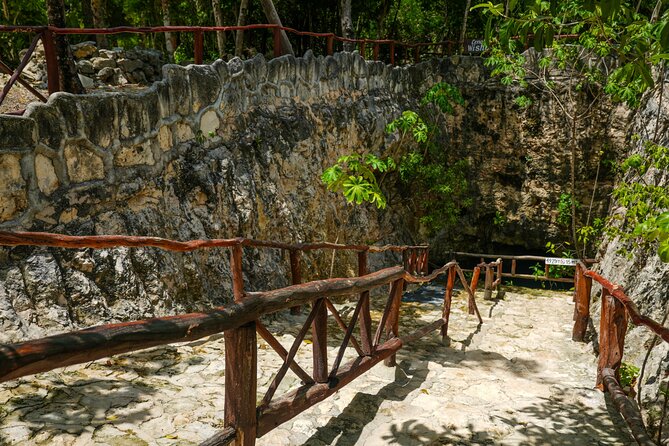 Atv Turtles and Cenote - Swimming and Relaxing in a Cenote