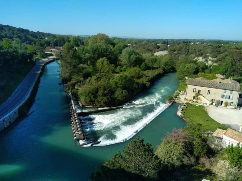 au départ Avignon 1/2 journée dans les villages de Provence - The Charm of Gordes: An Old Town with Stunning Views