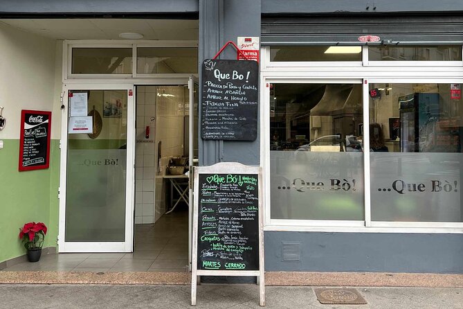 Audio Guide to Creating the Perfect Valencian Picnic - Sampling Valencian Horchata at Orxateria Daniel