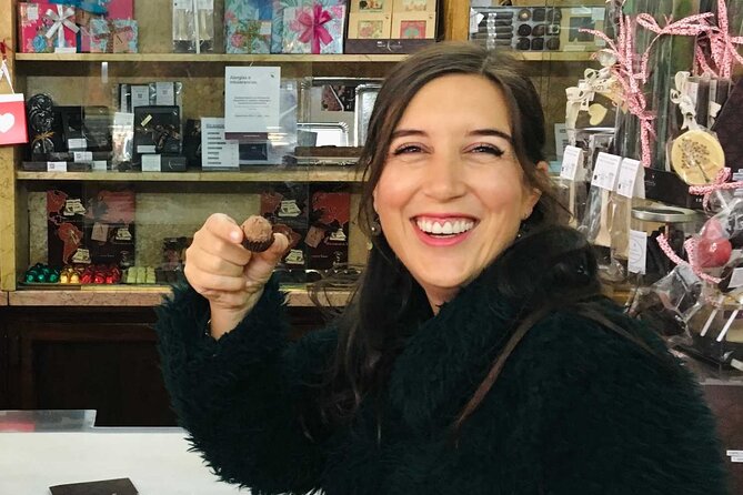 Audio Guide to Creating the Perfect Valencian Picnic - Exploring Valencian Wedding Traditions by the Basilica