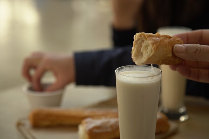 Audio Guide to Creating the Perfect Valencian Picnic - Sweet Indulgence at Trufas Martínez