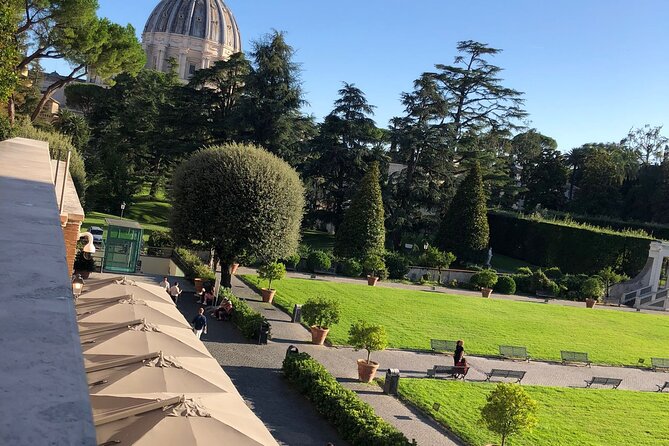 Audio Guide: Vatican Museum and Sistine Chapel Skip-the-Line Tour - Visiting the Raphael Rooms and Renaissance Masterpieces