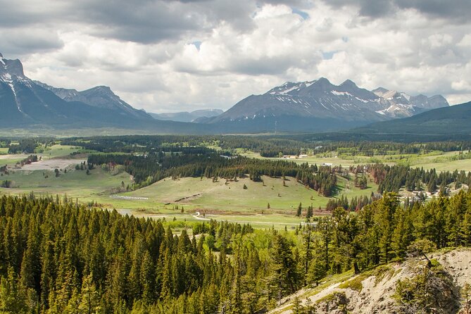 Audio Tour for Self-Guided Drives in Waterton National Park - Exploring the Region with a Self-Guided Audio Tour