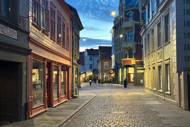 Audio Walking Tour in Bergen Famous Ghosts Location - The Old Town Hall Dungeon and Historic Torture Sites