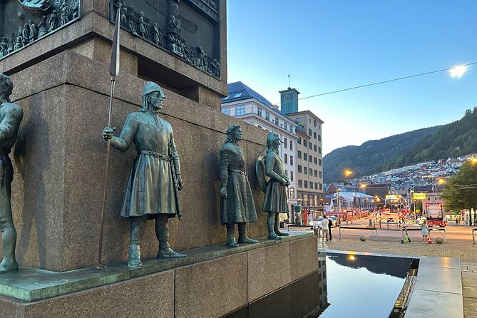 Audio Walking Tour in Bergen Famous Ghosts Location - Skostredet: The Hidden Shoe Street with Dark Spirits