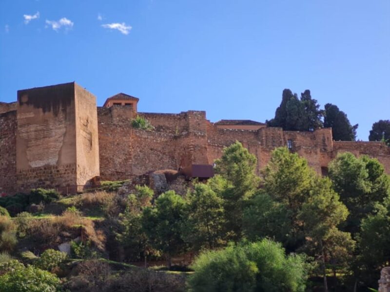 Audioguide City Walk Malaga for cruises (German & English) - How the Audio Guide Enhances Your Malaga Experience