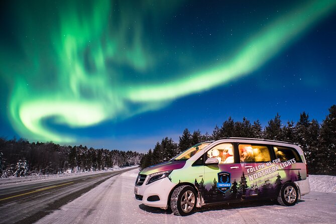 Aurora Hunt for 3 Hours in Saariselkä - How the Tour Uses Comfortable Minivans for Aurora Hunting