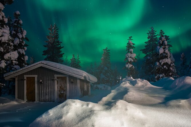 Aurora Hunt for 3 Hours in Saariselkä - Logistics: Meeting Point and Group Size