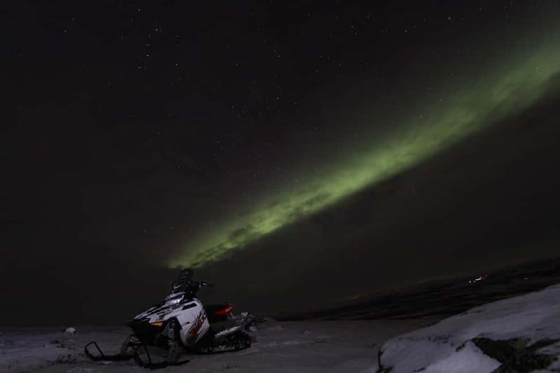 Aurora Hunt on Snowmobile - small groups - Discover the Small-Group Aurora Hunt by Snowmobile in Norrbotten