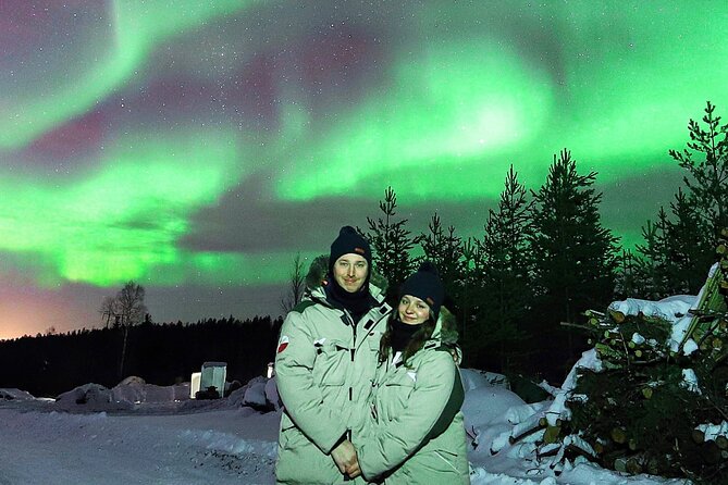 Aurora Hunting Pro Tour Guaranteed View- Unlimited time & mileage - Food and Warmth During the Night