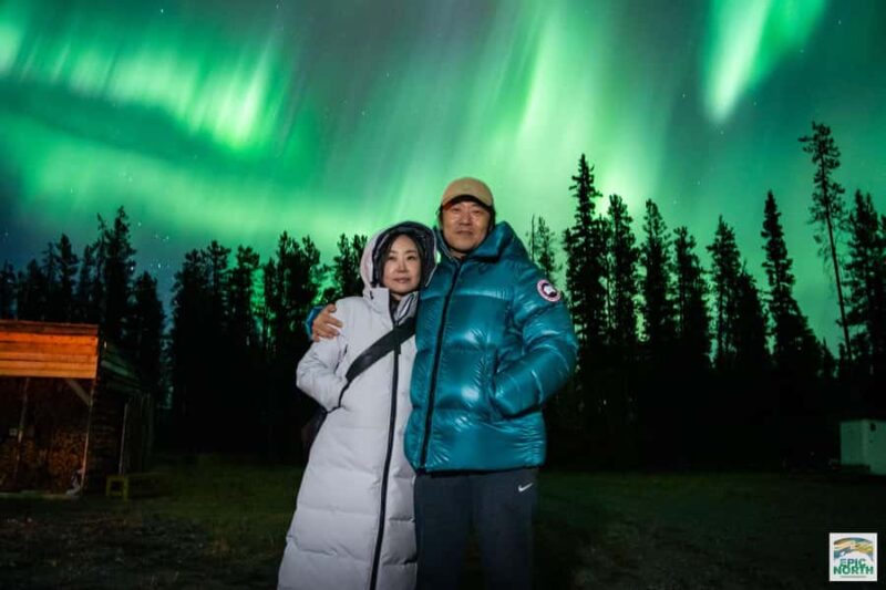 Aurora Lounge: Aurora Viewing Cabin & Bar - Additional Benefits: Free Photos and Snacks