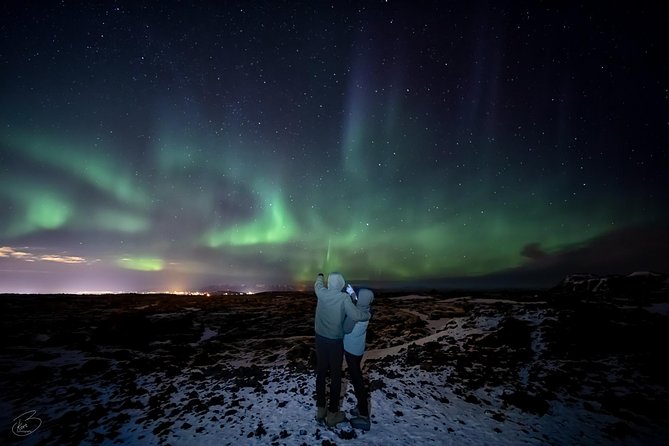 Aurora/Northern light hunt and photos (photography help provided) - Prime Viewing on the Reykjanes Peninsula Away from Light Pollution