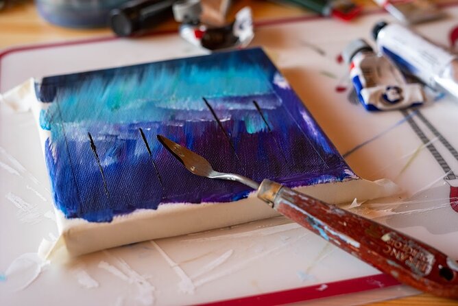 Aurora painting workshop - Accessibility and Group Size Considerations