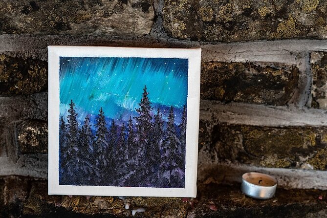 Aurora painting workshop - The Warm Hospitality of the Lapland House