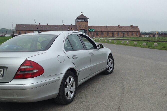 Auschwitz and Birkenau Round-Trip VIP Transport from Krakow - The Journey from Krakow to Auschwitz in Comfort