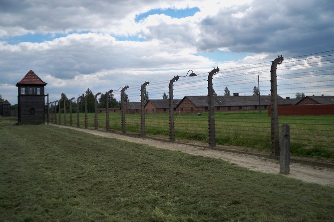 Auschwitz-Birkenau Best Value Shared Tour - The Experience and Pacing: What Reviewers Say