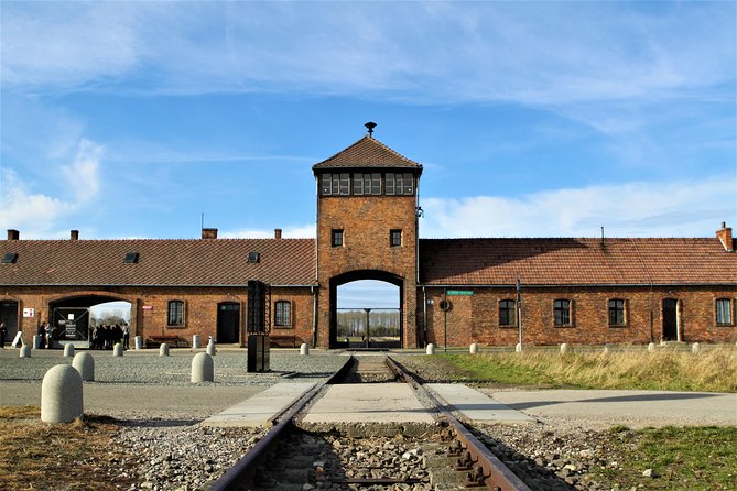 Auschwitz-Birkenau Guided Tour by Private Transport from Krakow - Auschwitz-Birkenau Guided Tour by Private Transport from Krakow