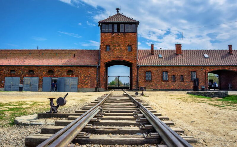 Auschwitz-Birkenau: Guided Tour with Fast Track Ticket - The Railway Ramp at Birkenau