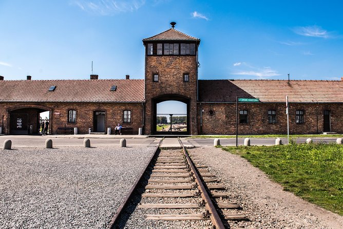 Auschwitz-Birkenau Memorial and Museum Trip from Krakow - Logistics: Pickup, Group Size, and Comfort