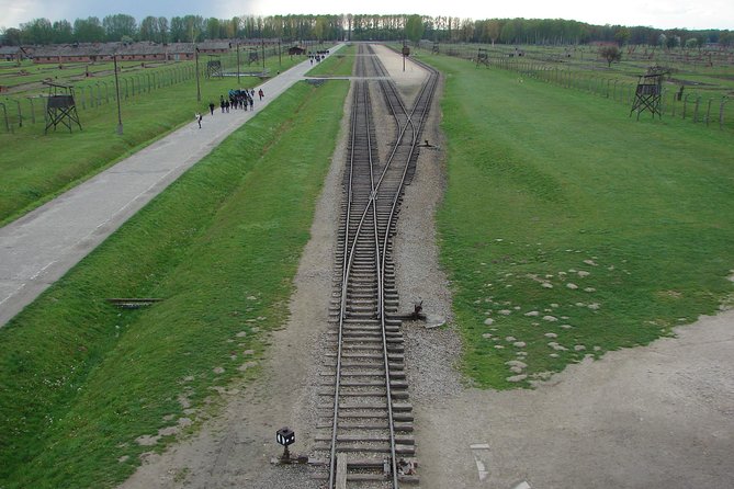 Auschwitz - Birkenau Museum and Memorial Private tour - Practical Logistics: Transportation and Comfort