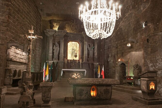 Auschwitz-Birkenau & Salt Mine Day tour - Exploring Wieliczka Salt Mine’s Underground Chambers
