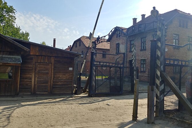 Auschwitz Birkenau Tour with Private Transport from Kraków - Discover the Auschwitz Birkenau Tour with Private Transport from Kraków