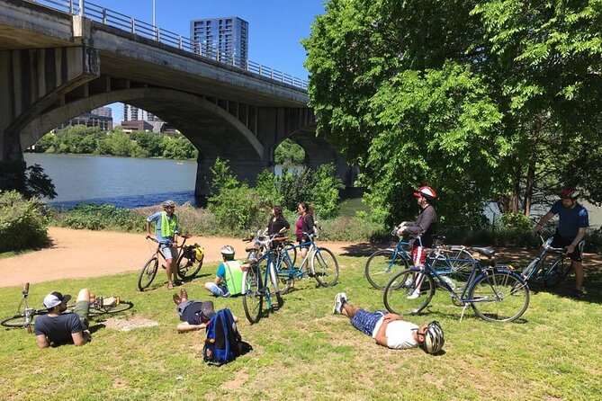 Austin Art and Architecture Bicycle Tour - The Role of the Guide in Enhancing the Experience