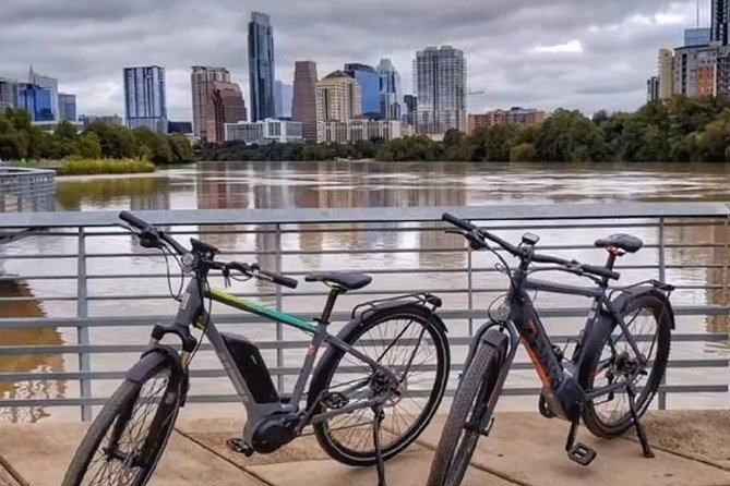 Austin Electric Bike Tour: Let it Ride - Riding Through Downtown and the Texas State Capitol