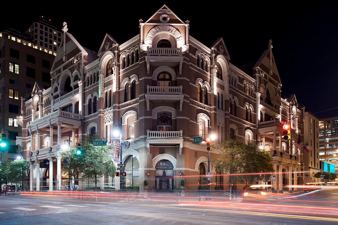 Austin Haunted Pub Crawl Walking Tour - The Tour’s Unique Concept: Ghosts Meet the Bars