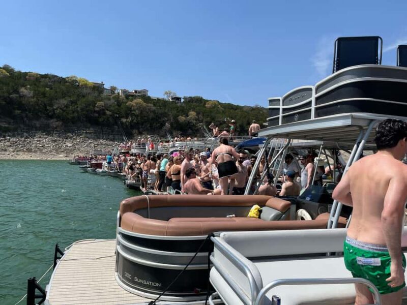 Austin: Lake Travis Boat Rental Grill and Slide - Food and Beverage Service Options