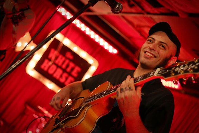 Austin Live Music Crawl - Visiting Iconic and Hidden Venues